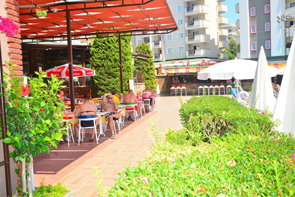 Club Sidar Apart Hotel 65/69