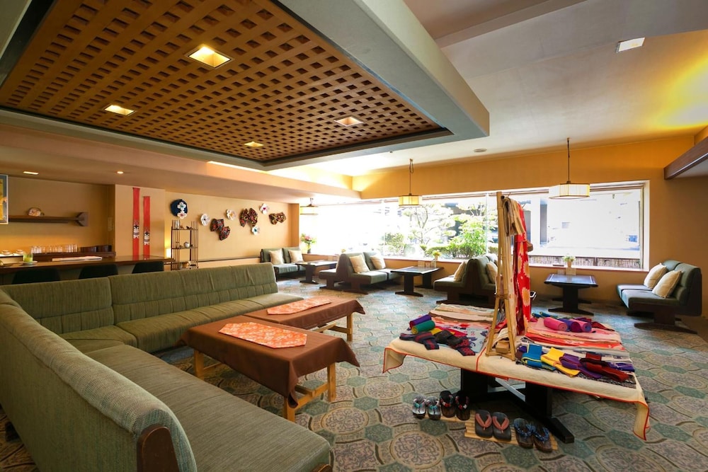 Dogo Grand Hotel 38/50