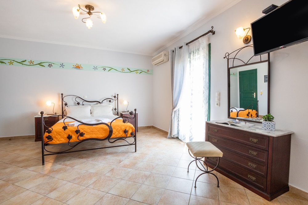 DILINA STUDIOS 15/41