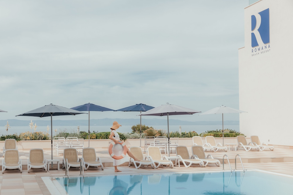 Romana Beach Resort 61/66
