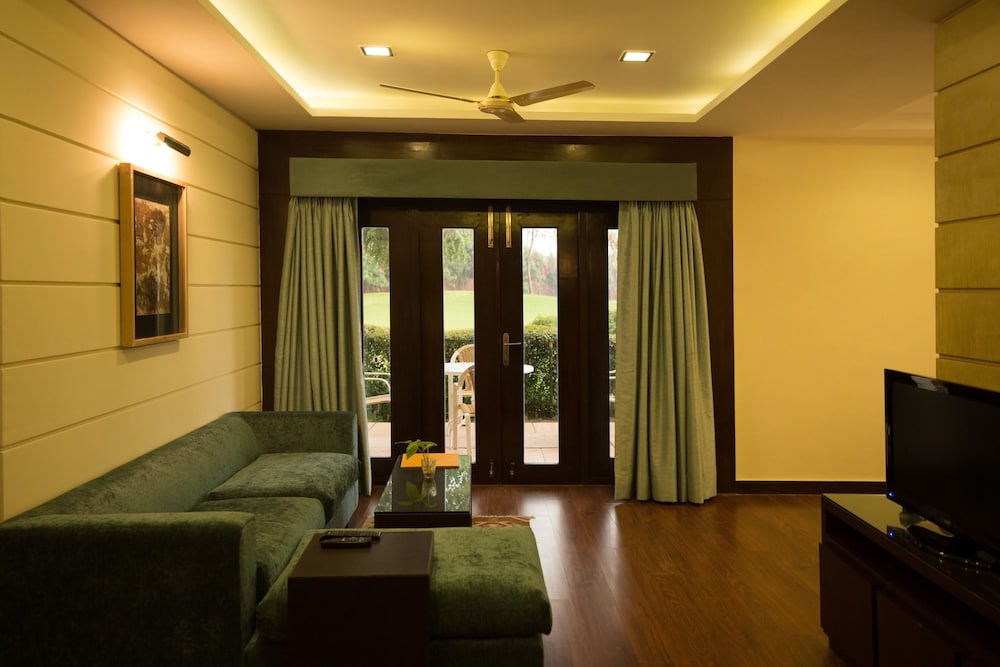Lemon Tree Hotel Tarudhan Valley 20/38