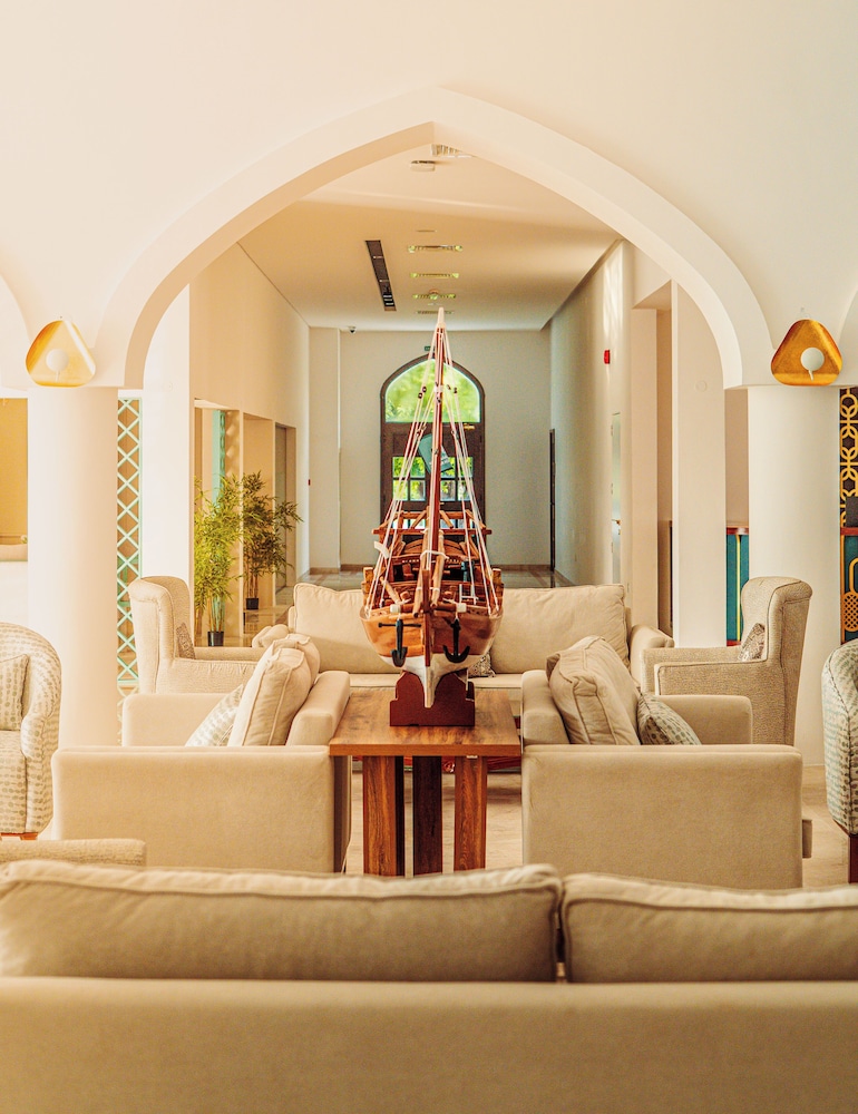 Al Sawadi Beach Resort 55/66
