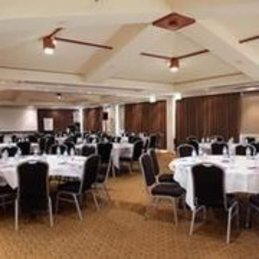 Novotel Swan Valley Vines Resort 50/61