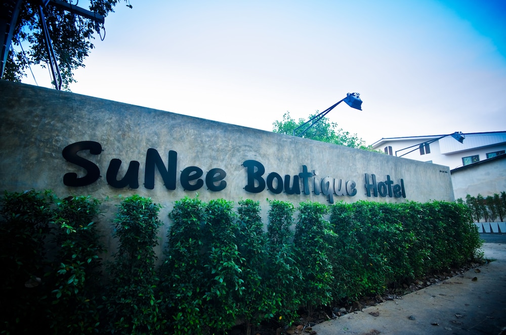 Sunee Boutique Hotel 25/29