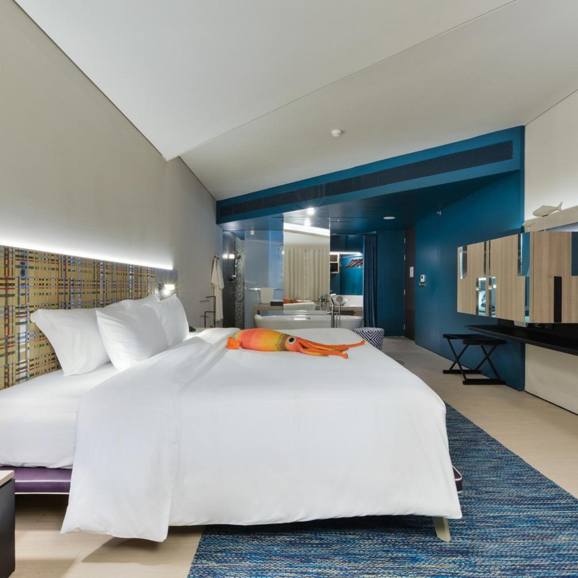 Sea Breeze, King Bed