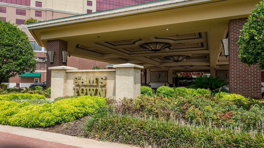 Sams Town Hotel And Casino 64/66