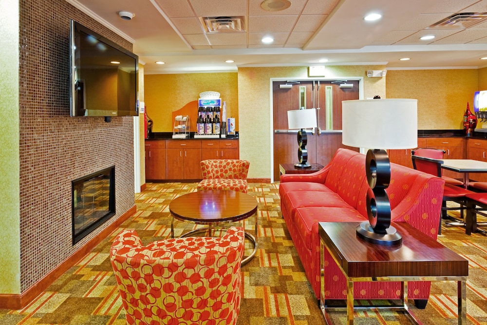 Holiday Inn Express Hotel And Suites Memphis Germantown 48/69