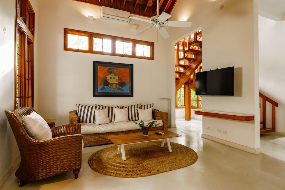 Idle Awhile Villas 40/60