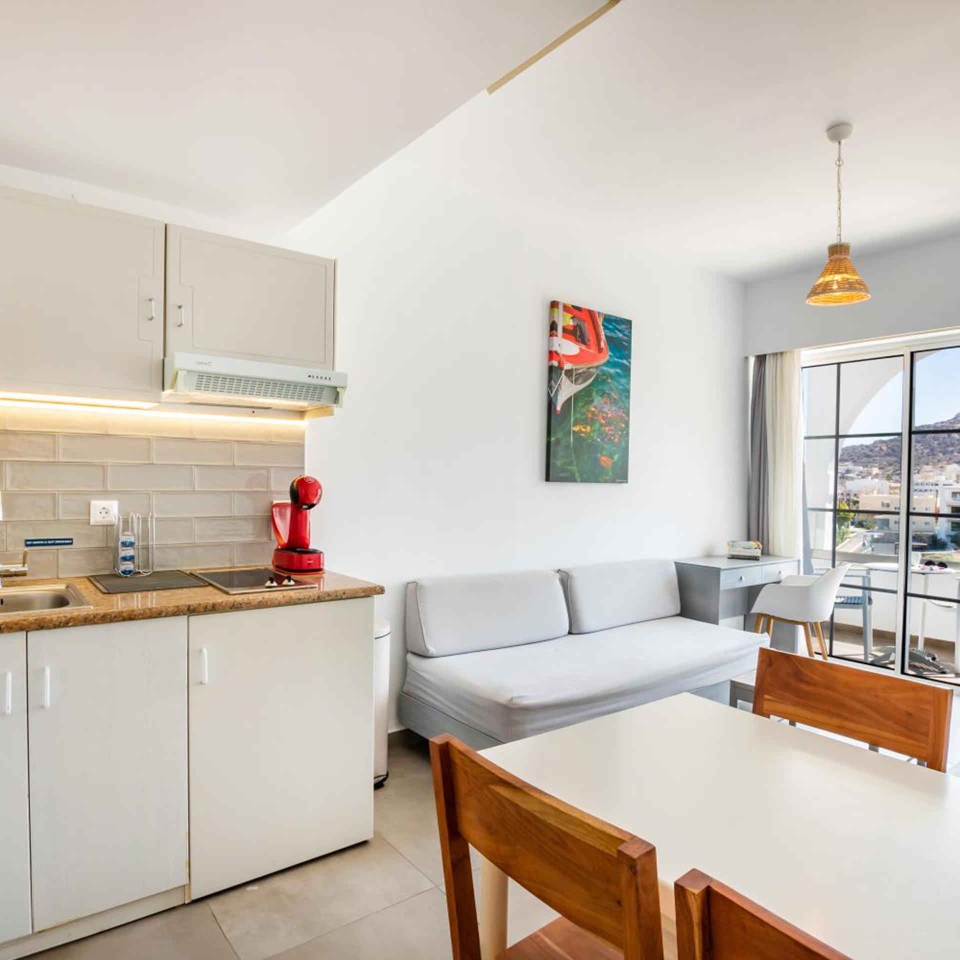 Alos Suites - ex Possirama Bay 14/32