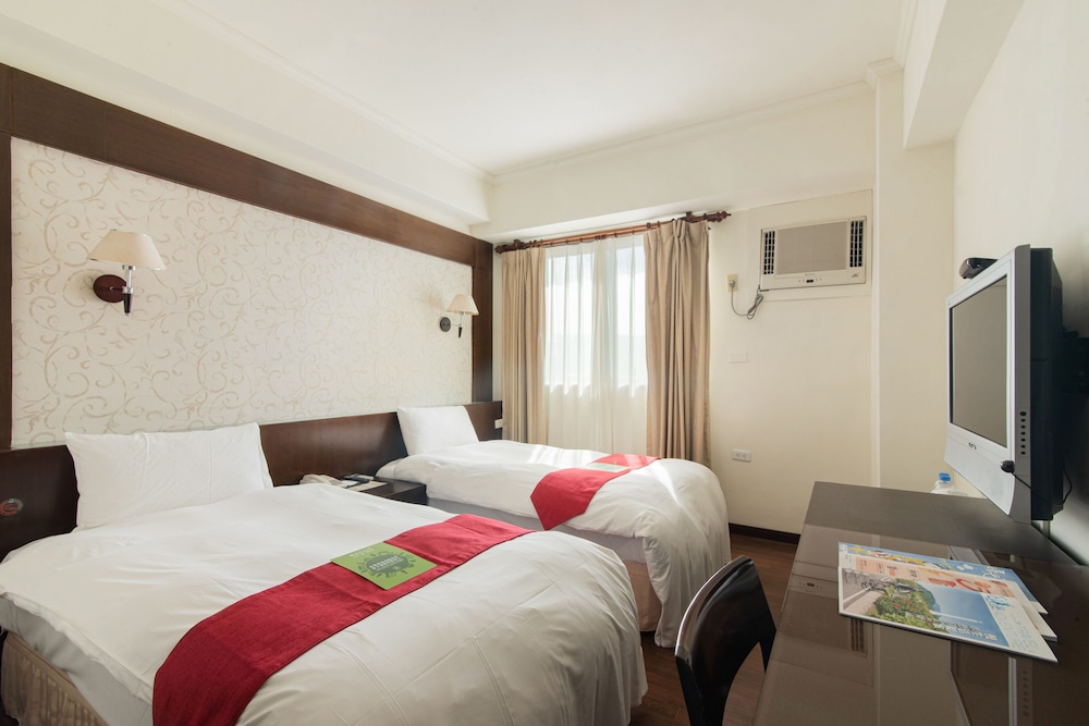 Liga Hotel 34/61