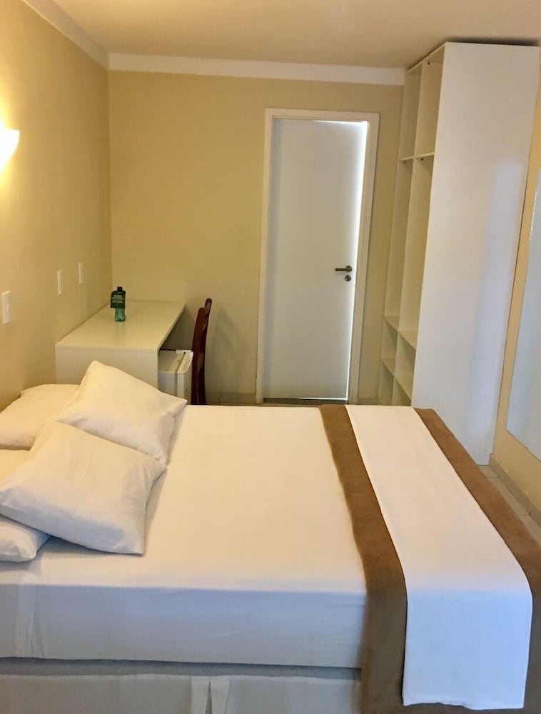 HOTEL CANTAREIRA 27/60