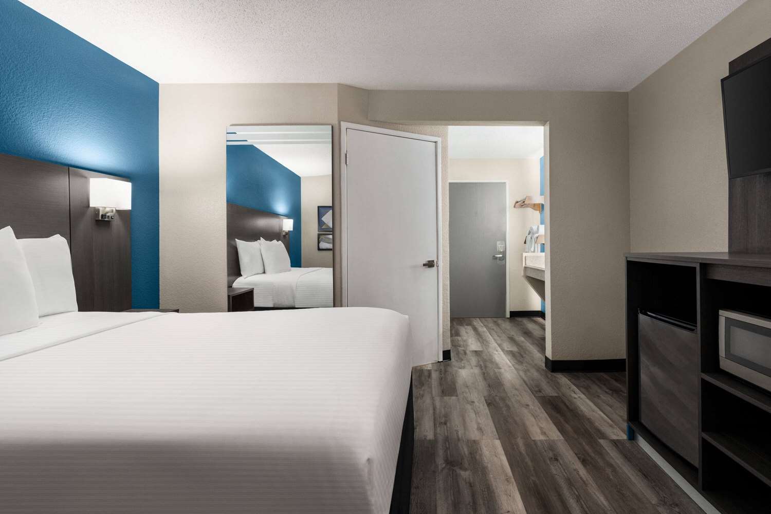 La Quinta Inn & Suites by Wyndham Chicago Tinley Park 22/47