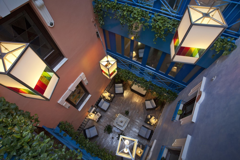 Suites Gran Via 44 Hotel 5/51