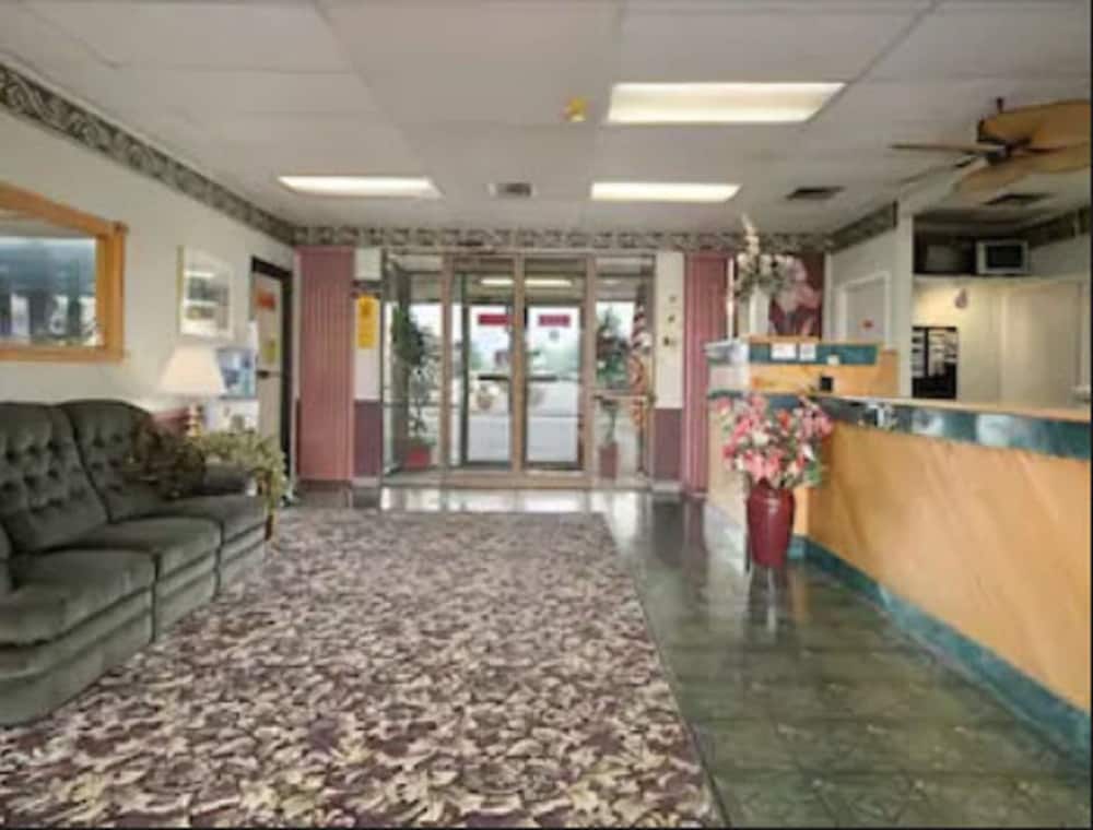 Super 8 By Wyndham Carlisle North 17/21