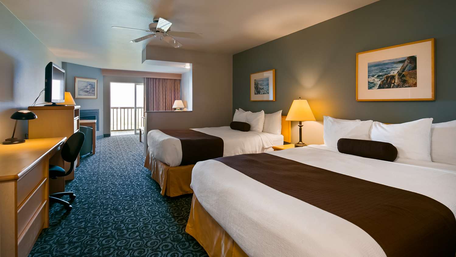 Lighthouse Suites Inn 8/22