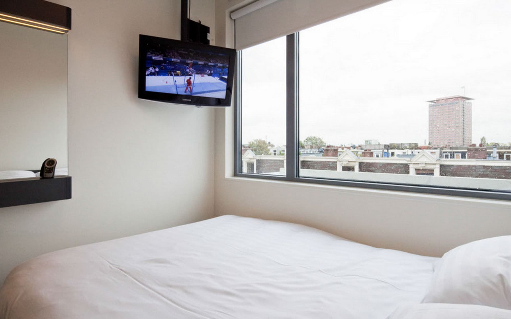 غرفة صغيرة مزدوجة، easyHotel Amsterdam City Centre 3/12