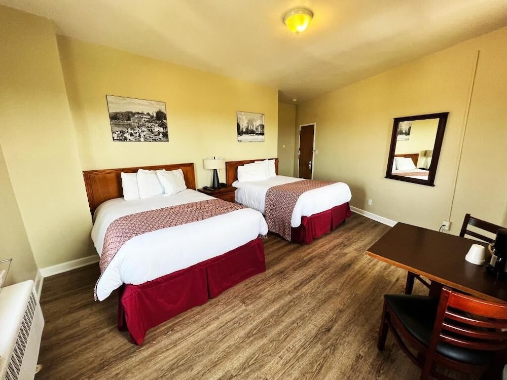 Lenox Hotel and Suites 7/15