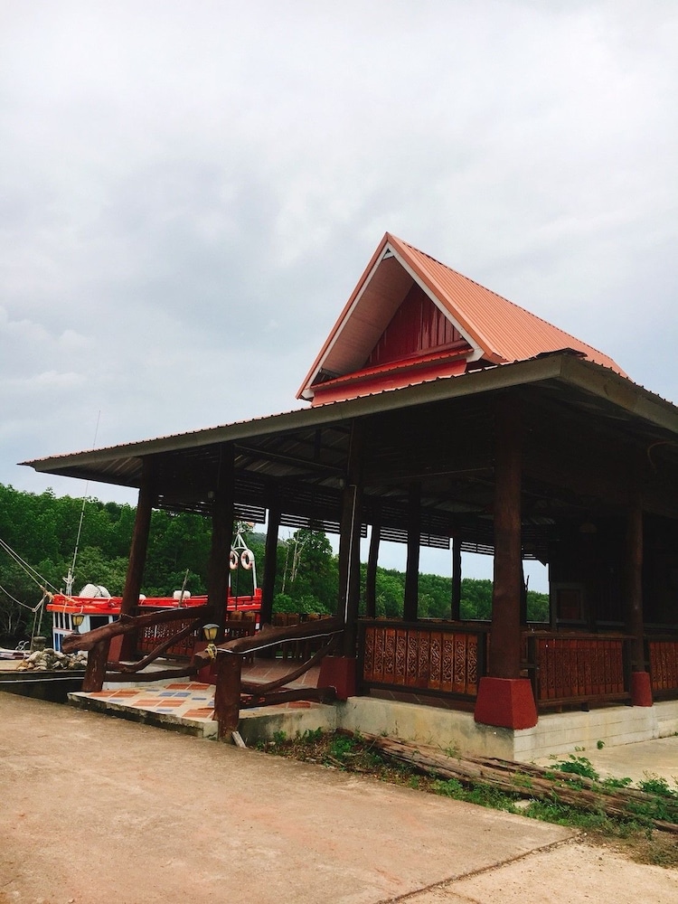 Bussarin Mansion 6/28