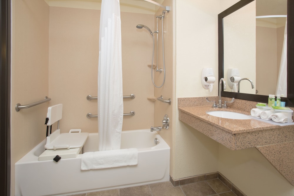 Holiday Inn Express Hotel Amp Suites Truth Or Consequences 18/76