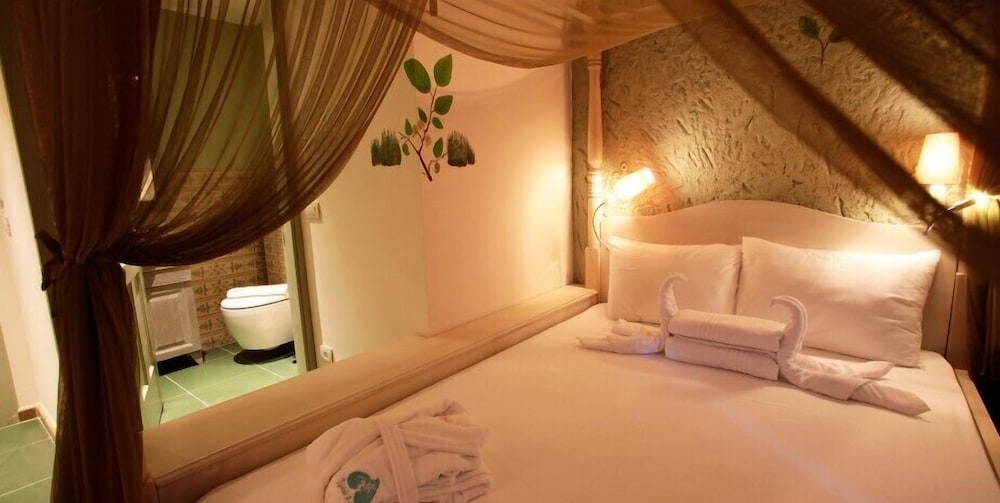 Igdeli Han Suit Otel Alacati 28/50
