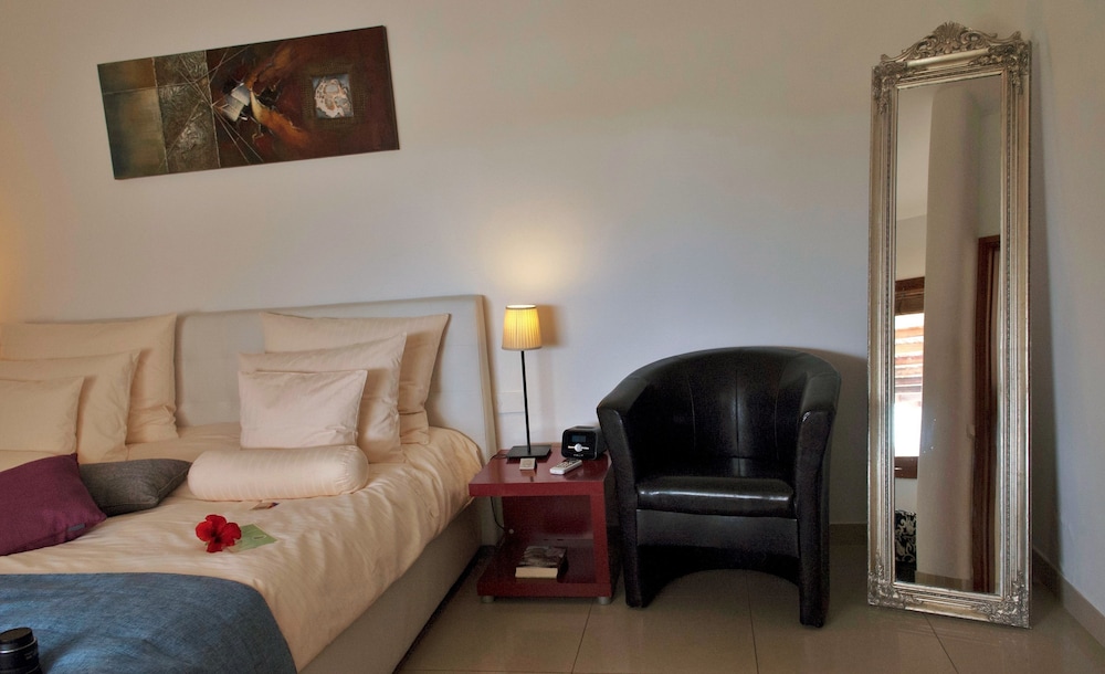 Birdcage Gay Resort - Adult Only 11/50