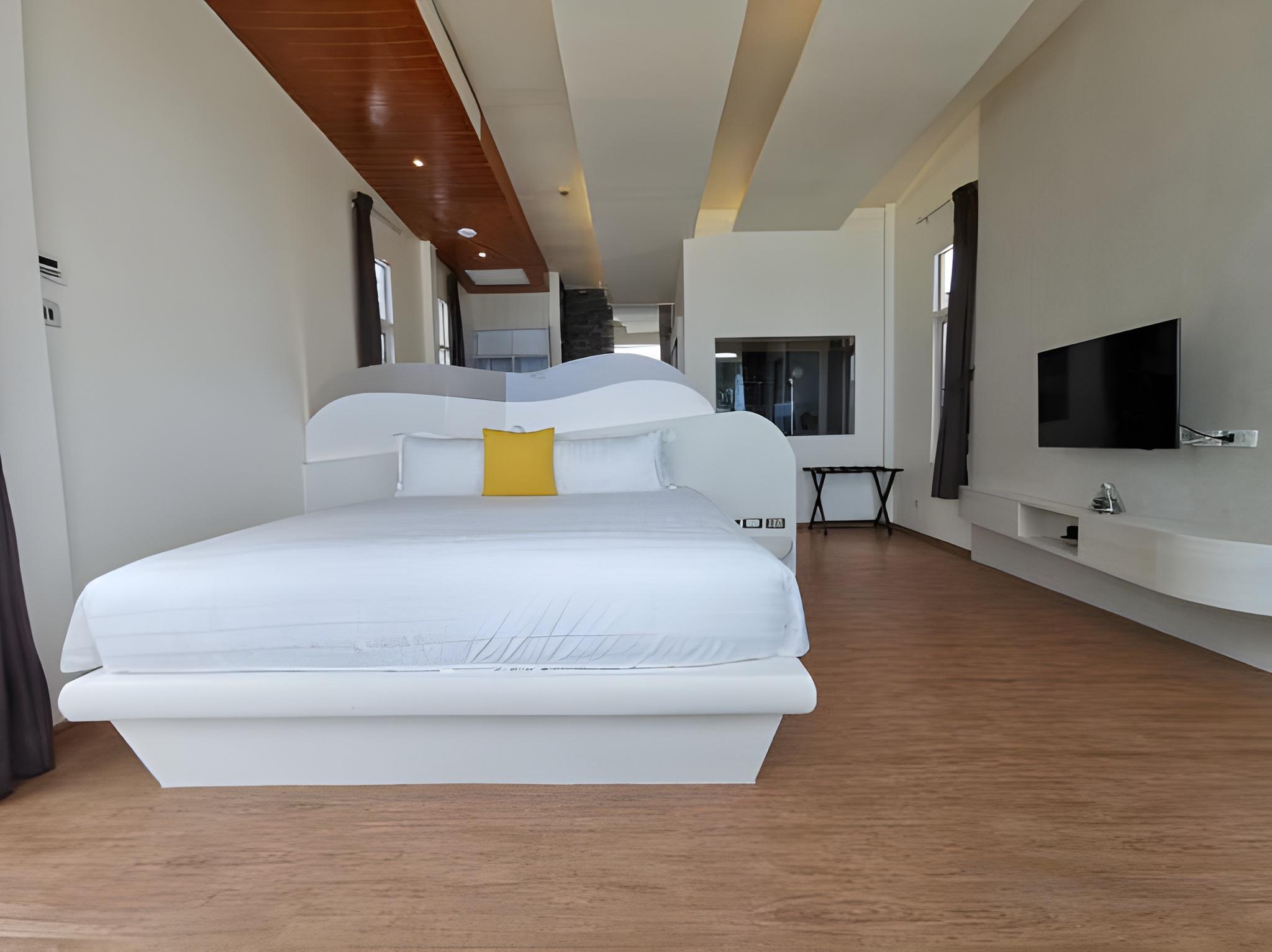 Villa, Beach Front