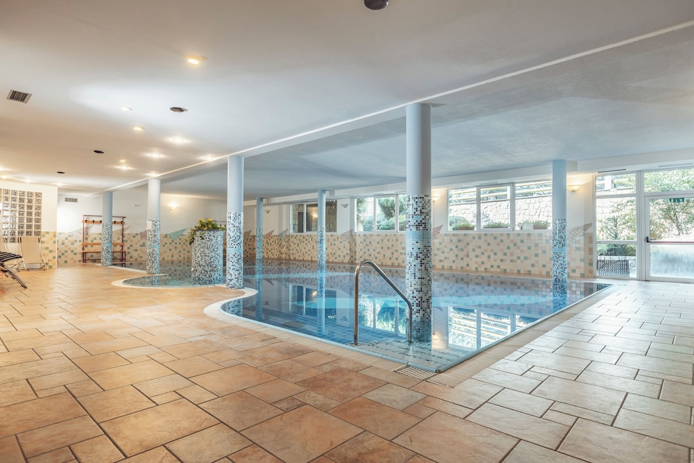 Aparthotel Majestic 23/50