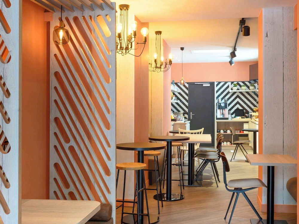 Ibis Paris Tour Montparnasse 15eme 24/30