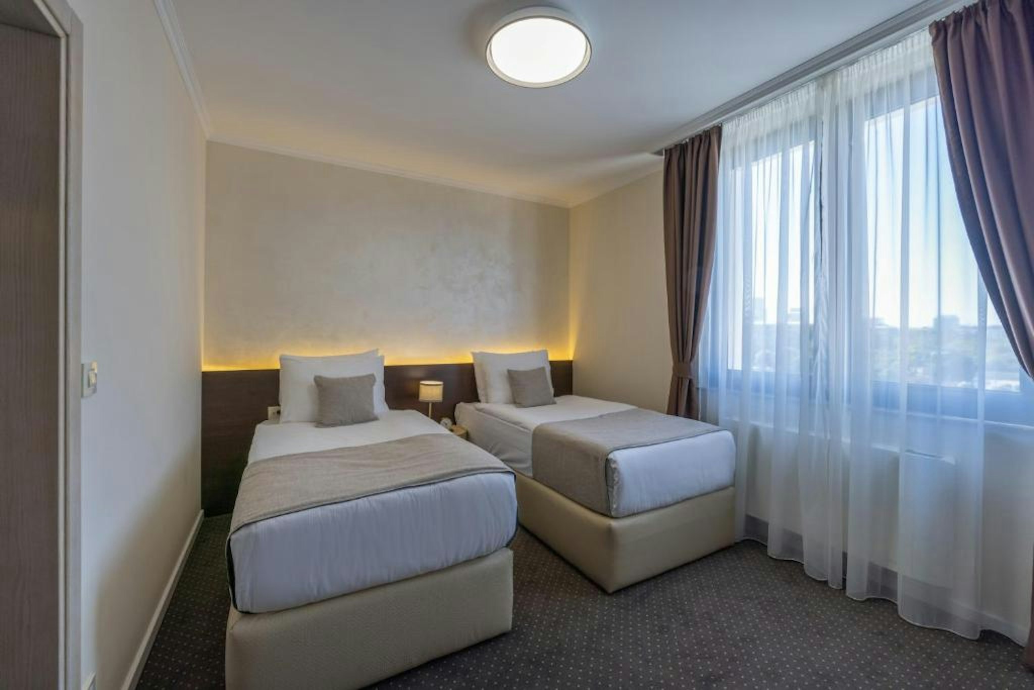 Hotel Nobel West 14/31