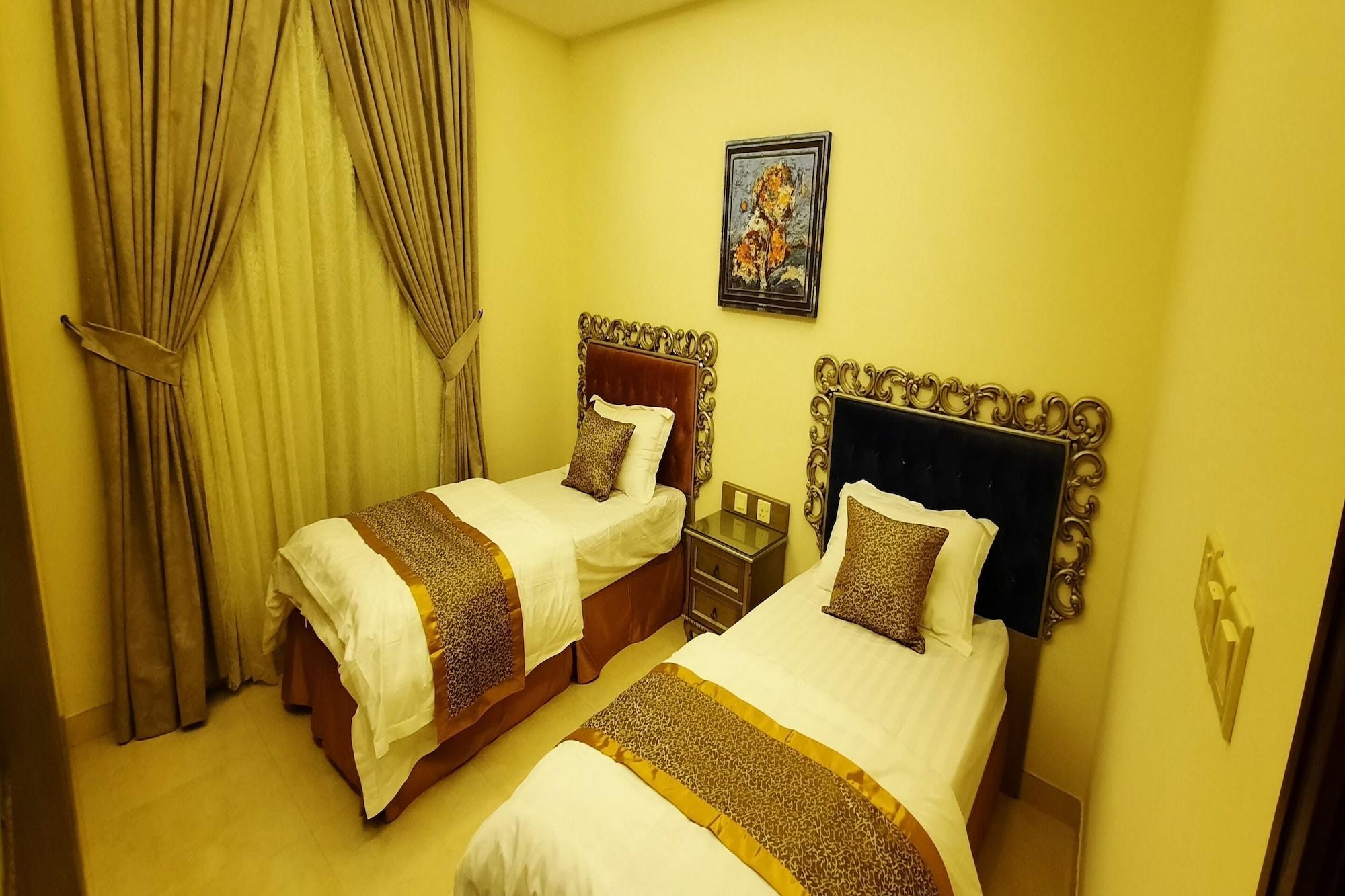 The Blue Rose Hotel 29/56