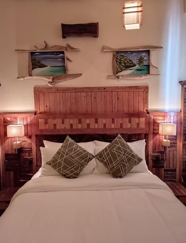 The Corbin Guest House 22/61