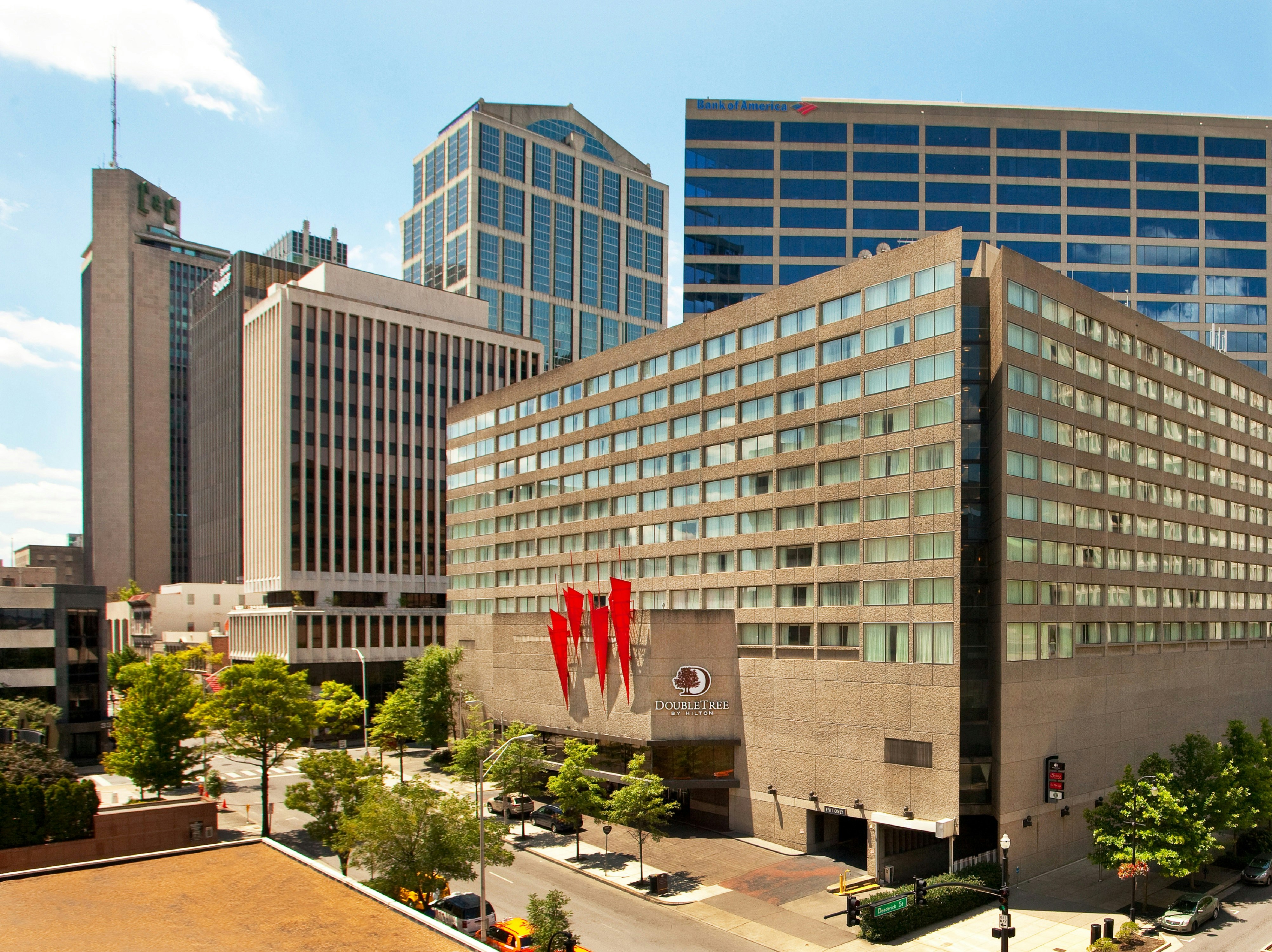 DoubleTree by Hilton Hotel Nashville Downtown 73/79