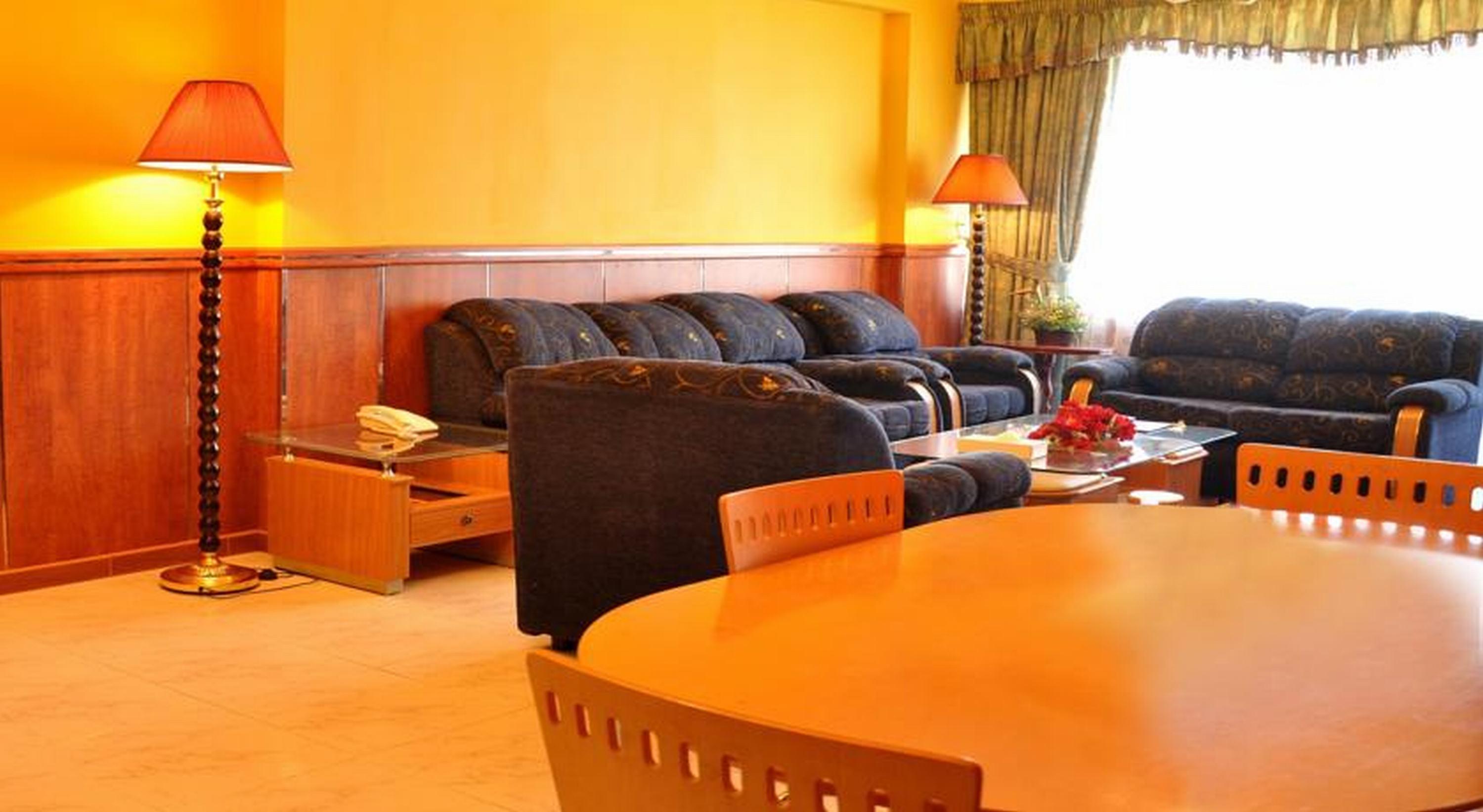lounge