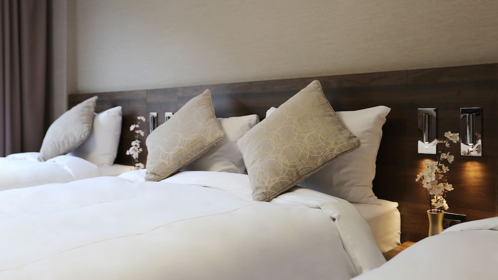The Suites Hotel Namwon 50/75