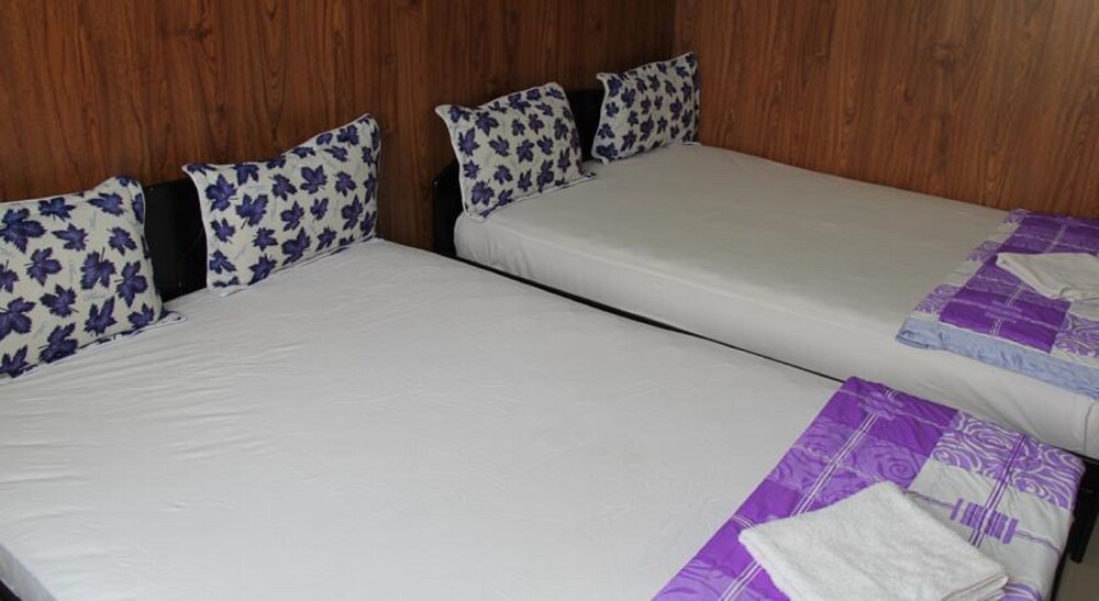Yen Vy Hotel 24/56