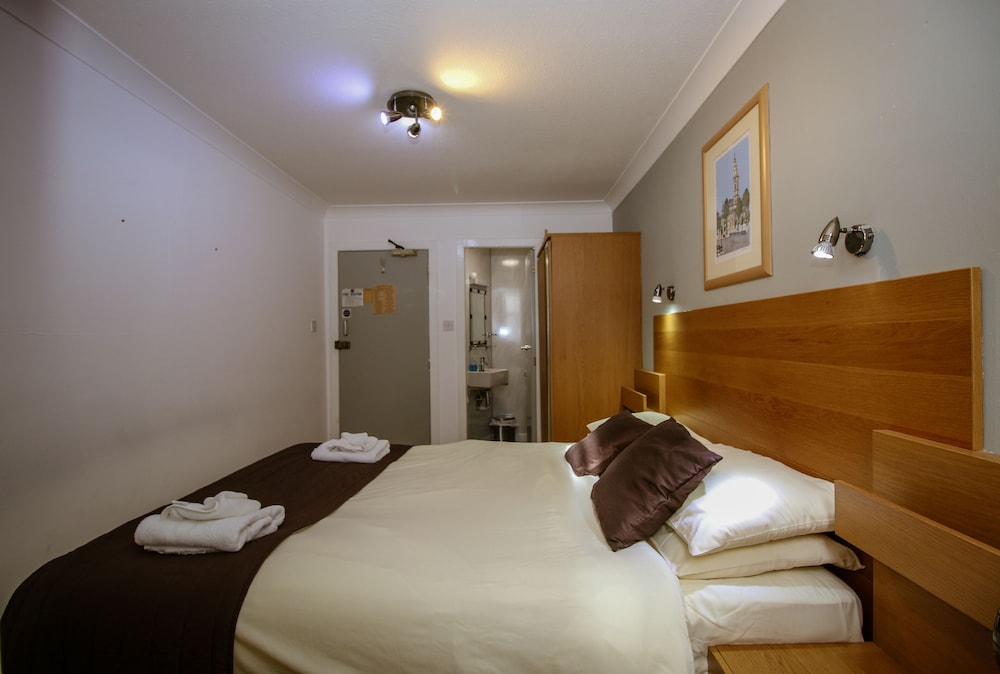 Charing Cross Guest House 15/62