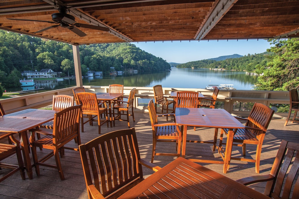 Club Wyndham Resort at Fairfield Mountains 32/50