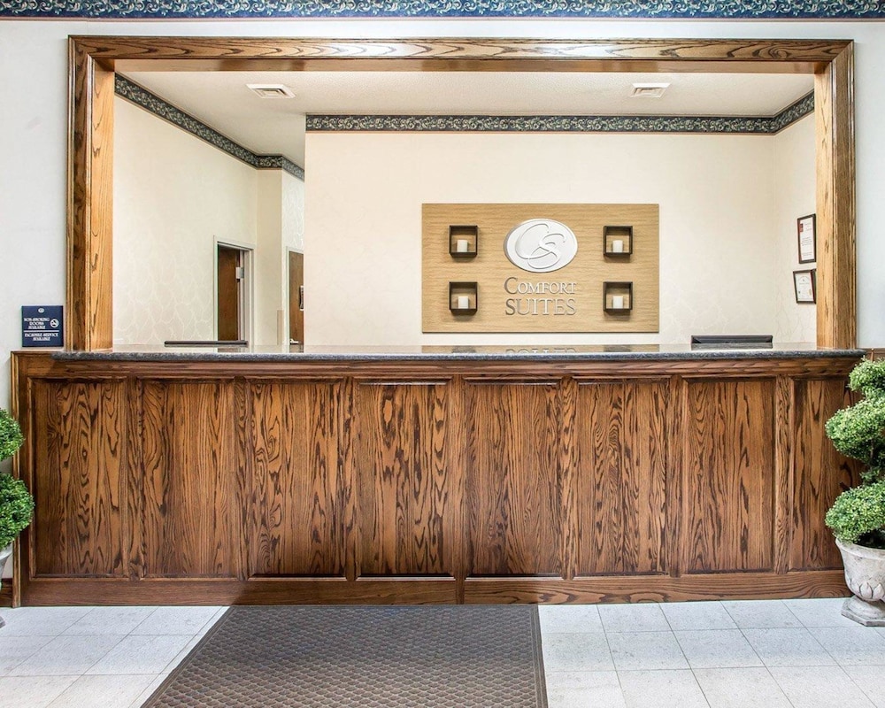 Comfort Suites Jefferson City, MO 3/19