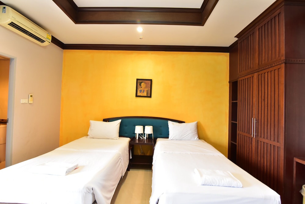 LaOr INN HUA HIN 26/51
