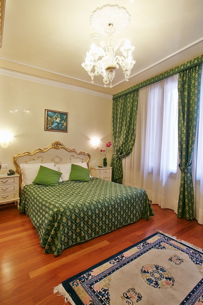 San Luca Hotel 14/55