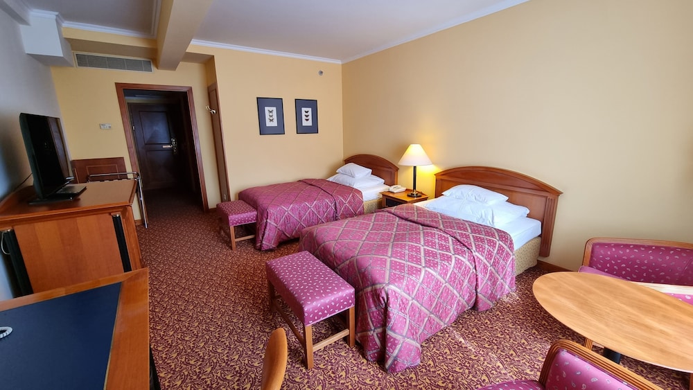 STANDARD, TWIN BEDS