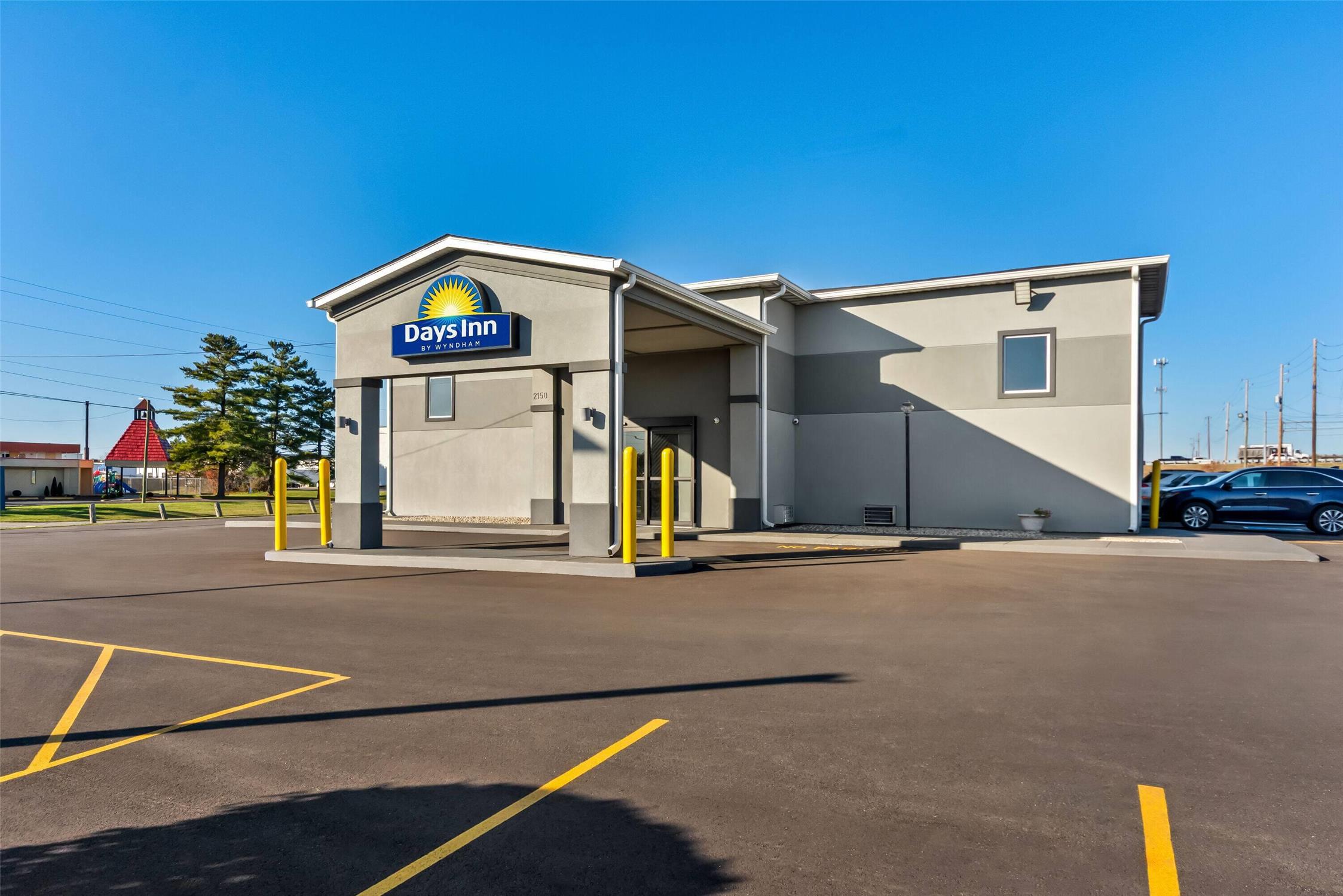Days Inn By Wyndham Indianapolis East Post Road 47/54