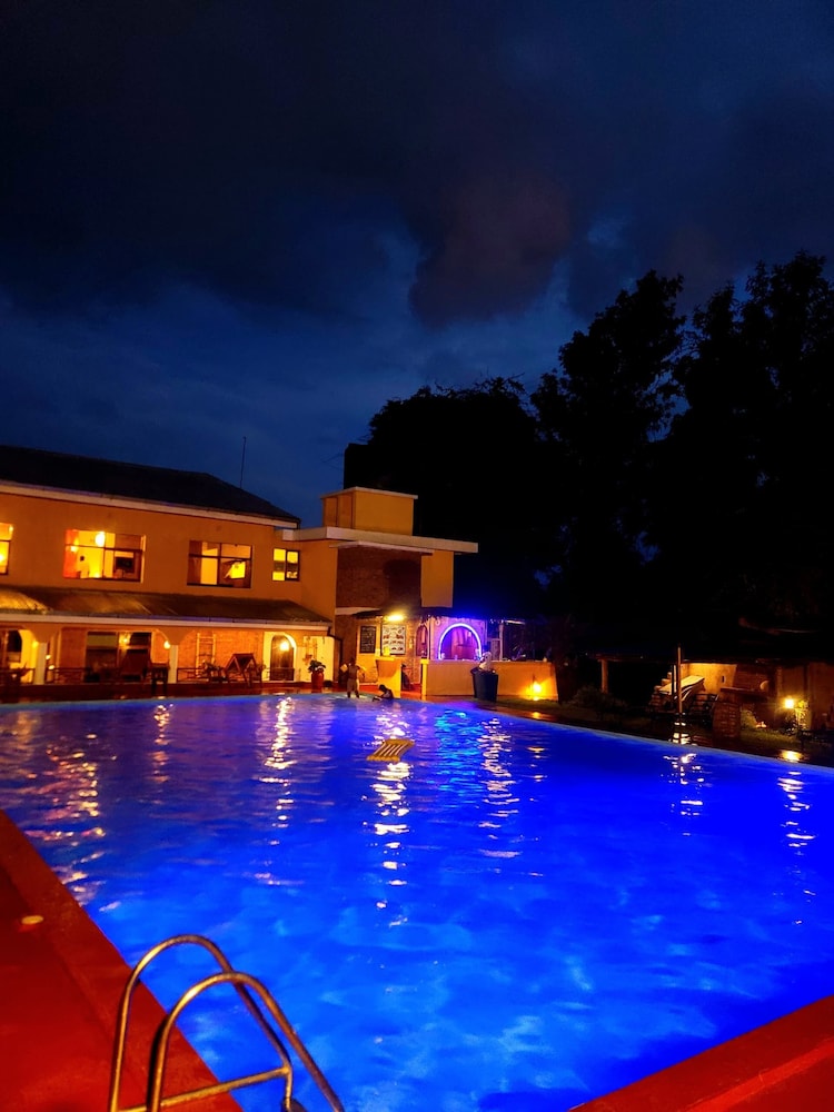 Ilboru Safari Lodge 10/50