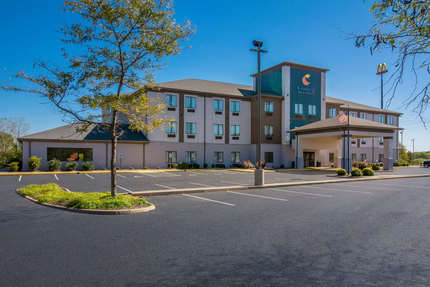 Comfort Inn & Suites Cave City 33/38