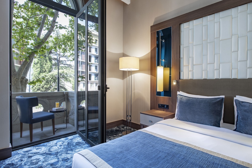 Tbilisi Philharmonic by Mercure Hotel 22/48