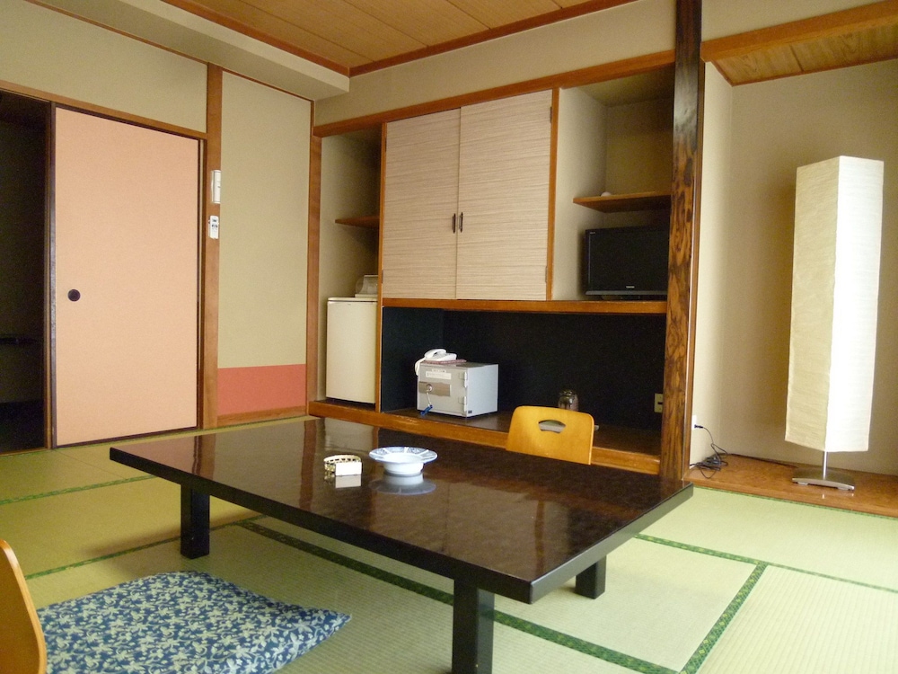 Hotel Yoshino 6/27