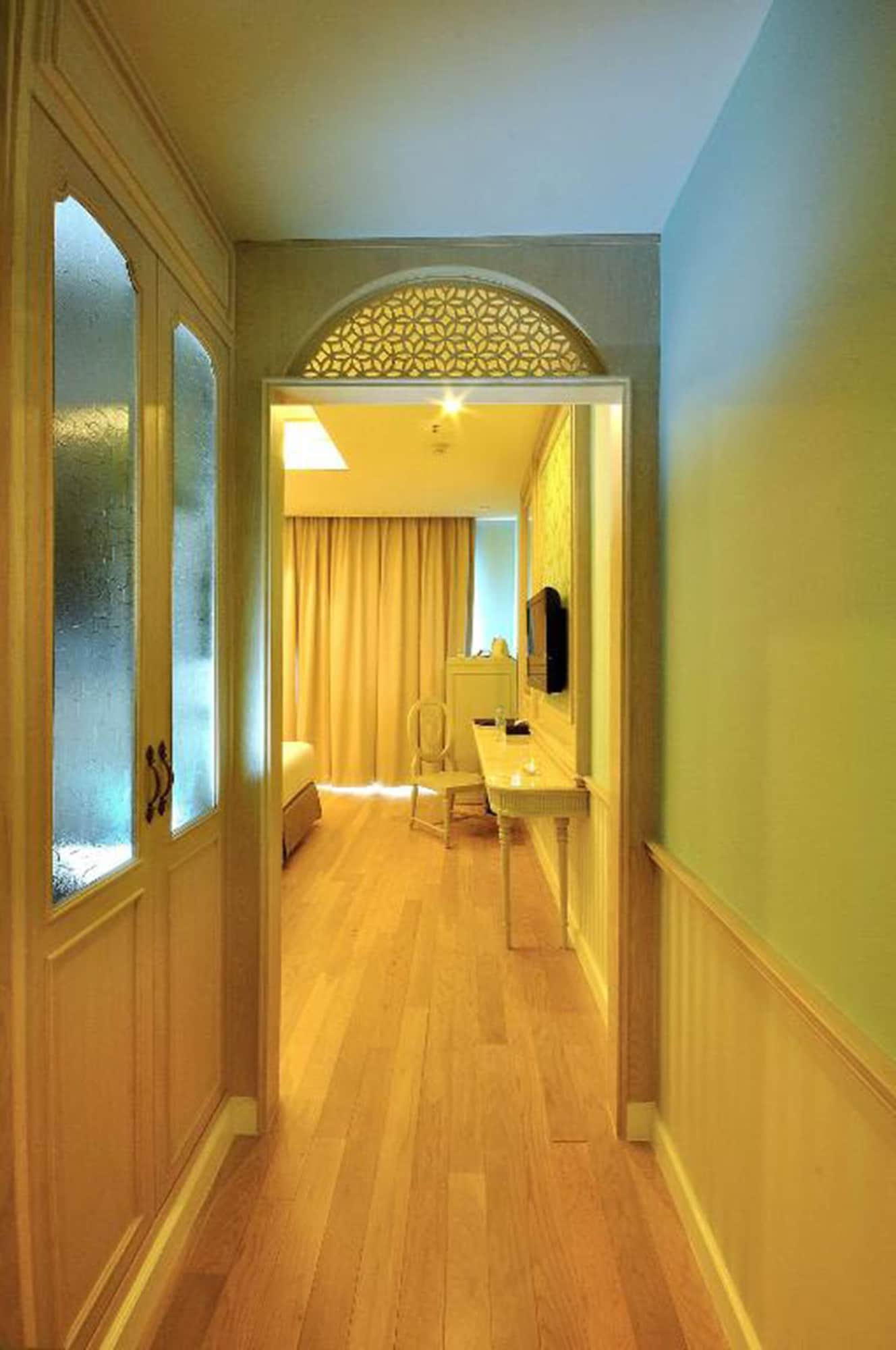 lobby