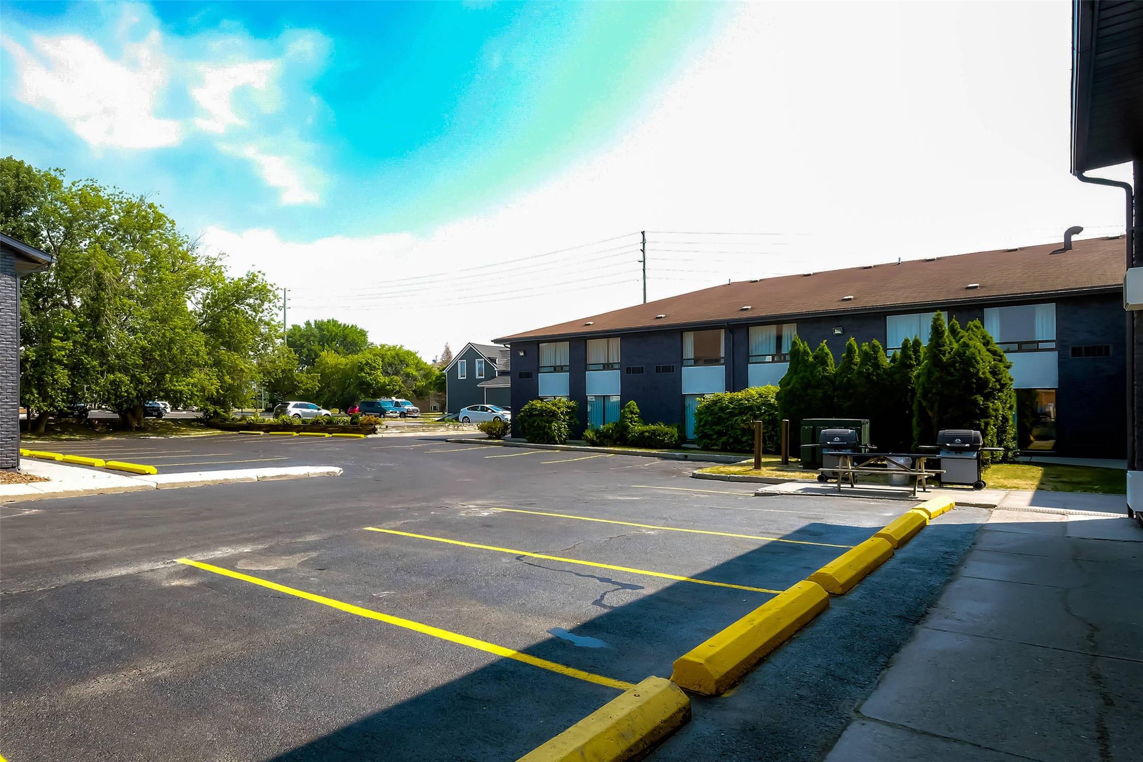 Comfort Inn Belleville, ON 30/37