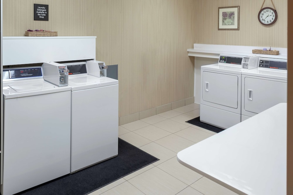 Hampton Inn Woodbridge 22/58