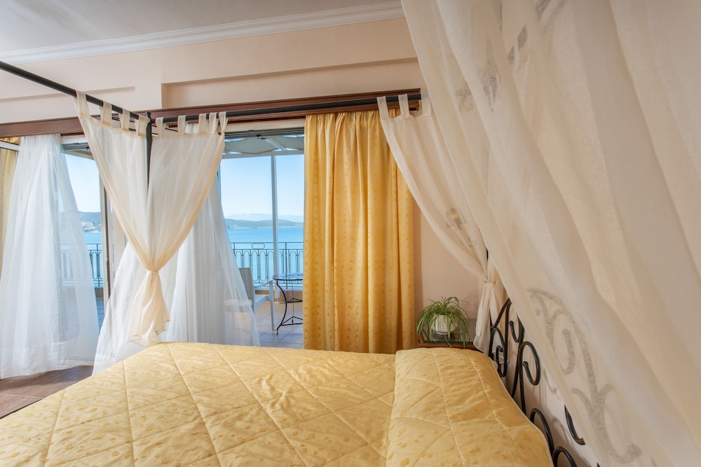 PANTHEON HOTEL 14/50